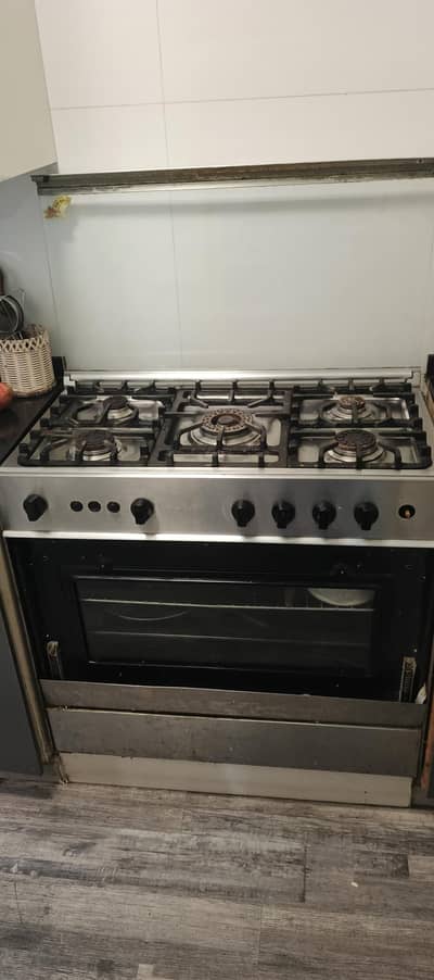 stove is very good no repair required just buy and gas connect and use