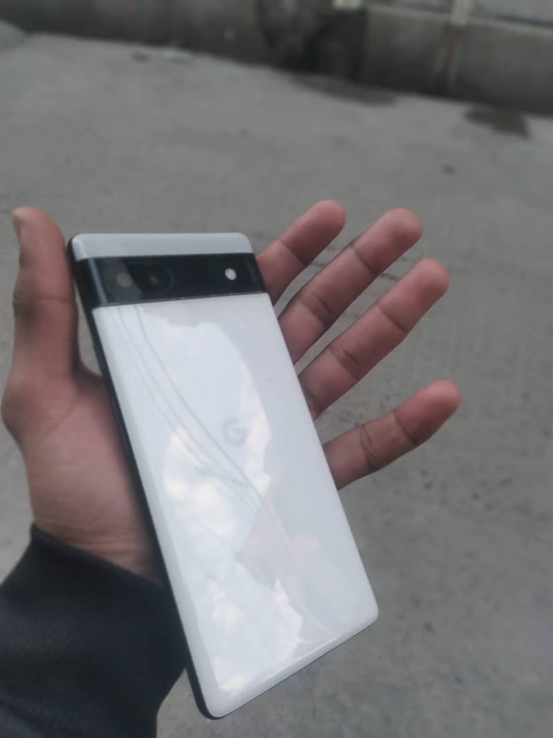 Google Pixel 6A 4