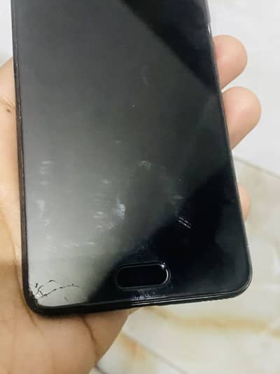 Huawie p10 4/128 glass crack hai neechy se thora bus just kit only