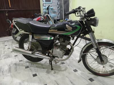 Honda cg 125 2012 model blavk