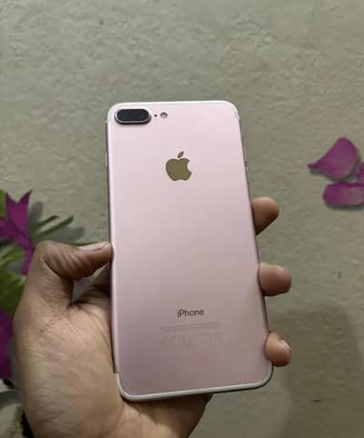 iphone 7 plus 128 GB my WhatsApp number 03 25 022 67 56