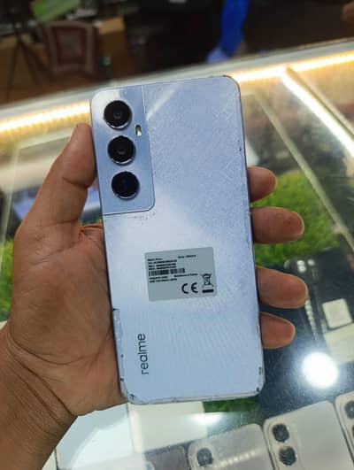 realme c65