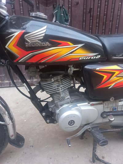 Honda CG 125 2021 Black First Owner Good Condition Lahore