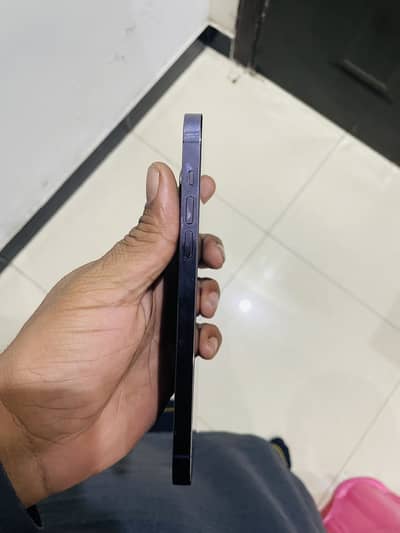 13pro max 256gb, 14pro max 256gb LLA, 15pro max 256,512gb. ,