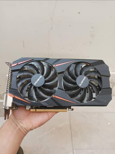 Gigabyte GTX 1060 3GB DDR5.  -like new