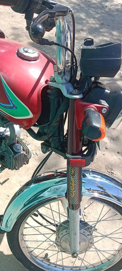 CD 70 fs 16 Madal Fs gari fit hy