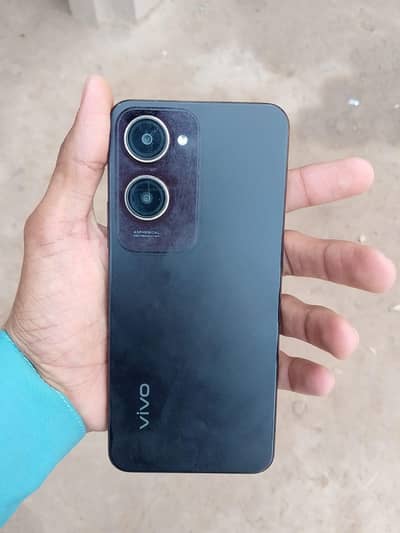 4+4 128 gb Urgent sale need money