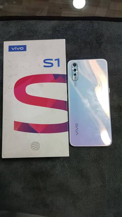 vivo s1
