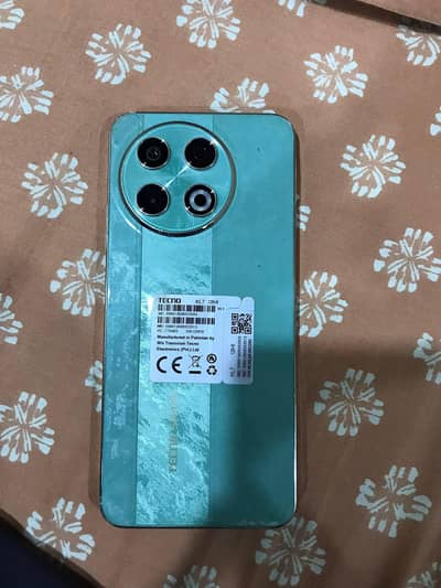 Tecno spark 30 pro with box
