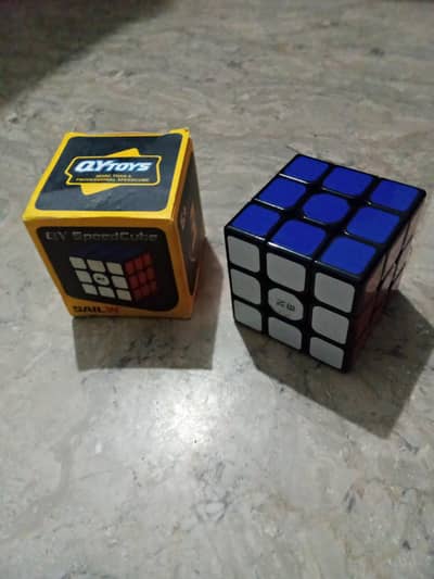 QiYi Sail W speed cube | Budget speed cube for Beginners | Non-