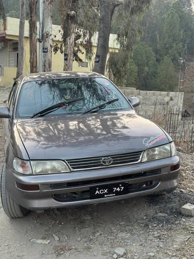 Corrolla XE 2000 model