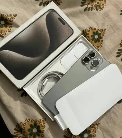 Apple iPhone 15 Pro Max with box