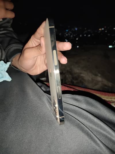 IPHONE 12PRO MAX 256GB GOLDEN COLOR WITH LUSH CONDITION