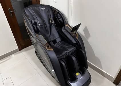 Zero 4D UR5 Massage Chair - Lightly Used