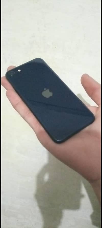 iphone se 3rd genration 64 GB complete box