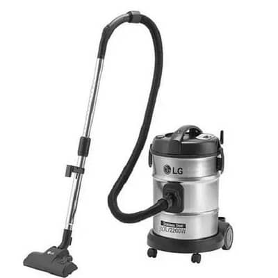 Electric wet and dry vacuum cleaner