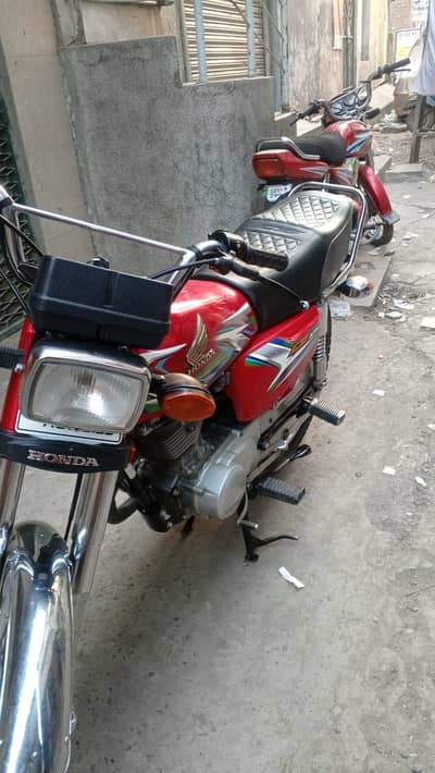 Honda CG 125 2023