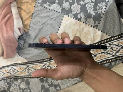 Iphone 12 factory unlock