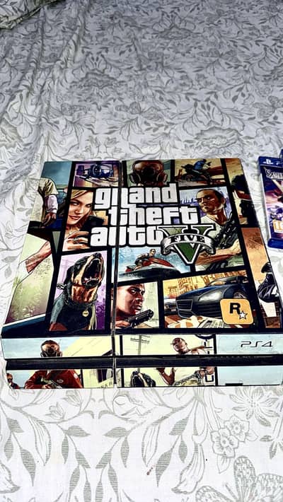 Play station 4 Mint condition with 6 games.