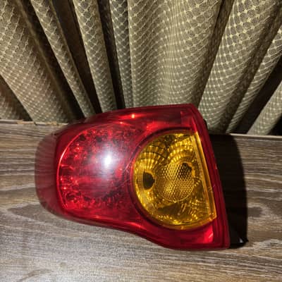 Corolla 2009 original back lights