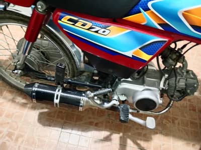 AKRAPOVIC SHARK EXHUAST WITH BEND