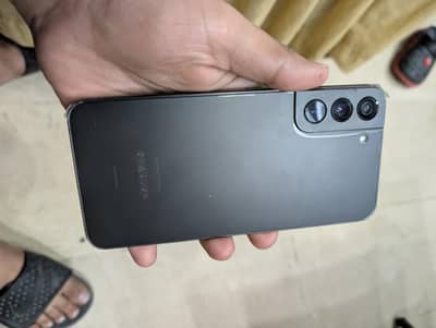 Samsung Galaxy s22 plus