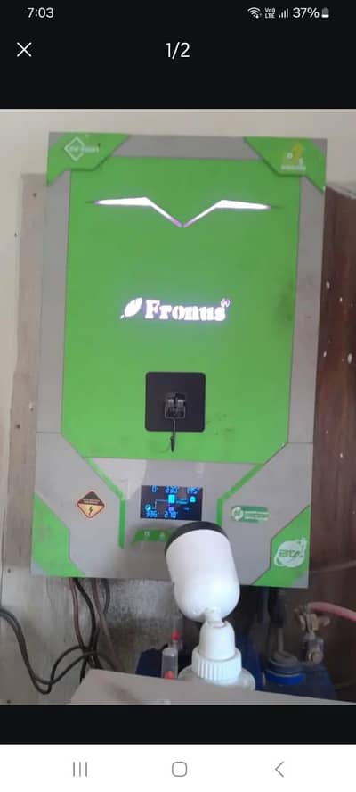 Fronus Infineon 6200W/4.2kW Hybrid  Solar Inverter - Excellent