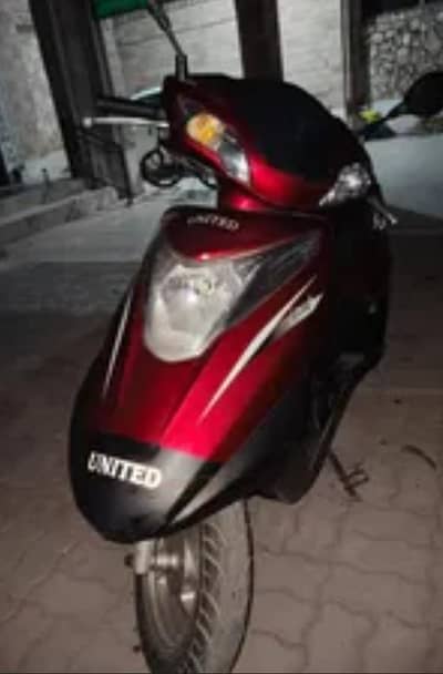 united Scooty 100cc petrol