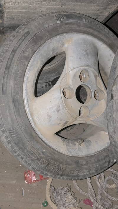 alloyrim with tyre 13 size for charade coure 03158463785