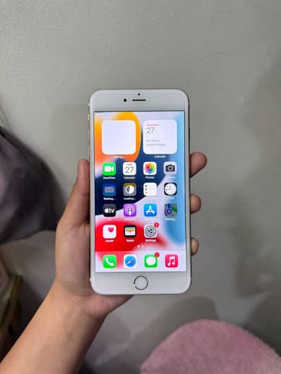 iPhone 7 plus 128 GB my WhatsApp number03468556940