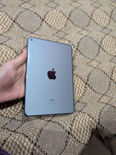 Ipad mini 5 Tablet 9Generation dition good touch working urgently Sale