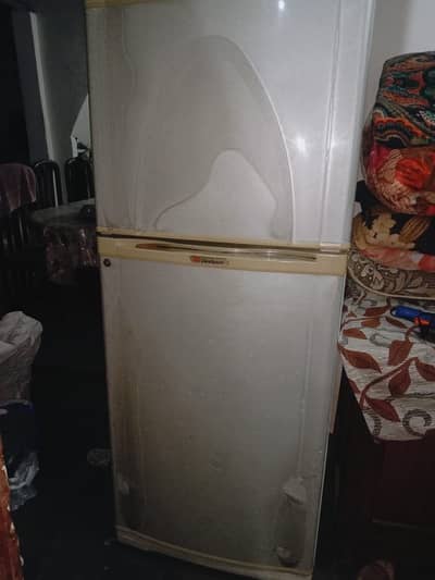 Dawlance-Refrigerator-Fridge-2 door fridge- Used- For sale