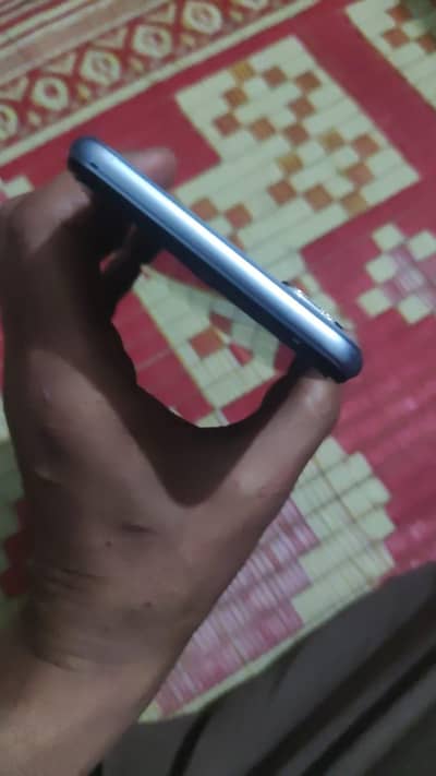 vivo y20 4/64 storage good condition pak set