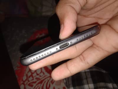 Iphone 8 plus 128GB non PTA Bypass lock read add carefully