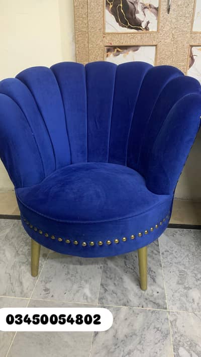 2 coffee chairs and table