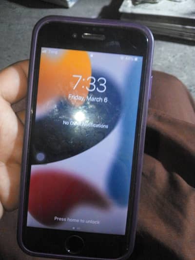 I phone 7 official pta provide 128gb