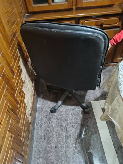 Revolver chair for sale
