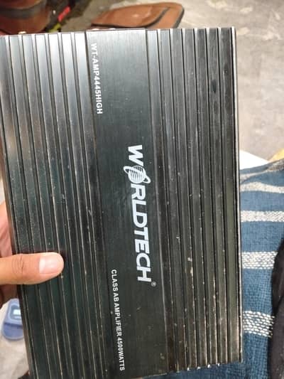 vip baser and Amp new condition just 3 months used