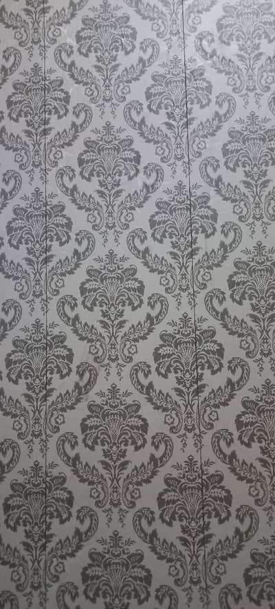 Office computer operator is required