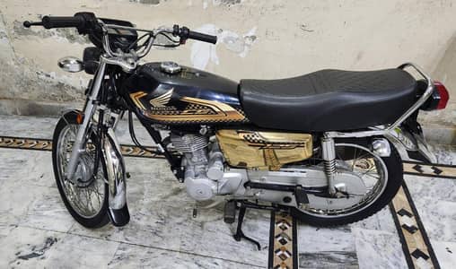 Honda CG 125 Gold Edition 2025 Model