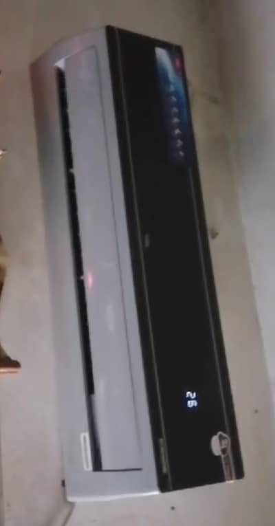 tcl ac dc invetar 1.5 ton available ha 0329/8967228