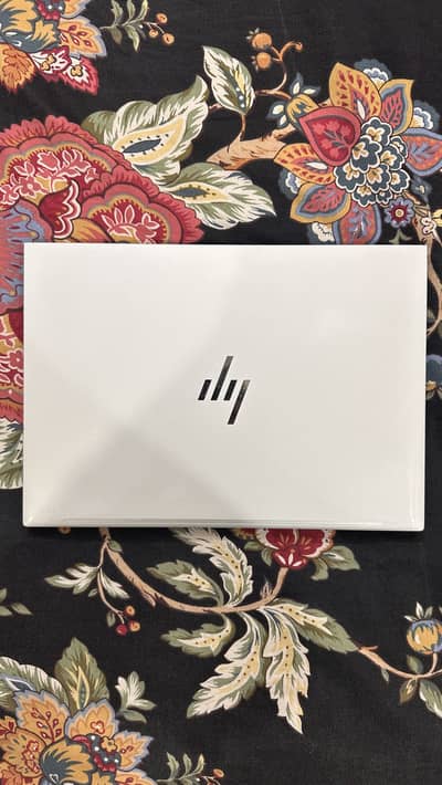 HP EliteBook 840 14 inch G9 Notebook PC