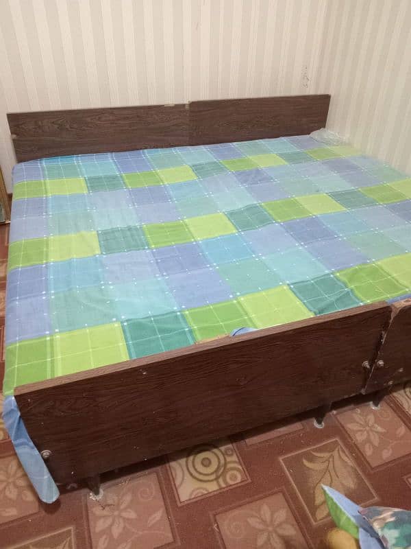 single bed 0