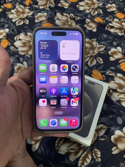 Apple iPhone 15 pro natural titanium 256 gb pta approved with box