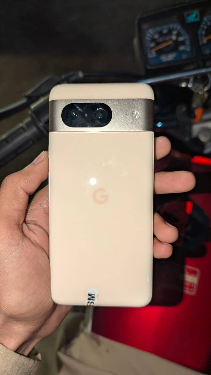 Google Pixel 8 0