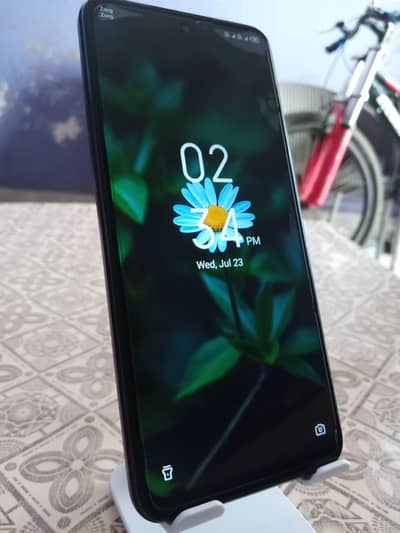 Infinix hot 12 8/128