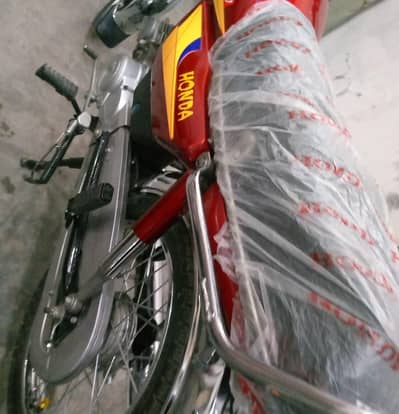 Honda CD 70 cc argent for sale 2006 model Lahore