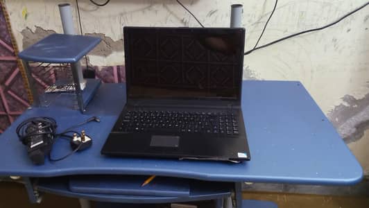 Ergo laptop 2gn ram for slae without chrome good condition laptop