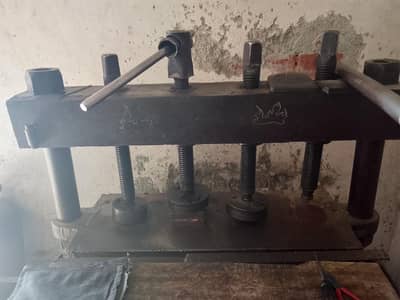 rubber molding machine