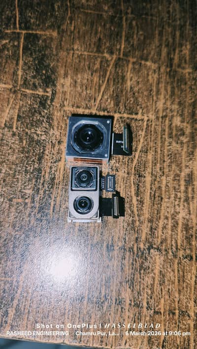 MOTO EDGE PLUS 2020 CHARGING STRIP CAMRAS SIM TRY AVAILABLE